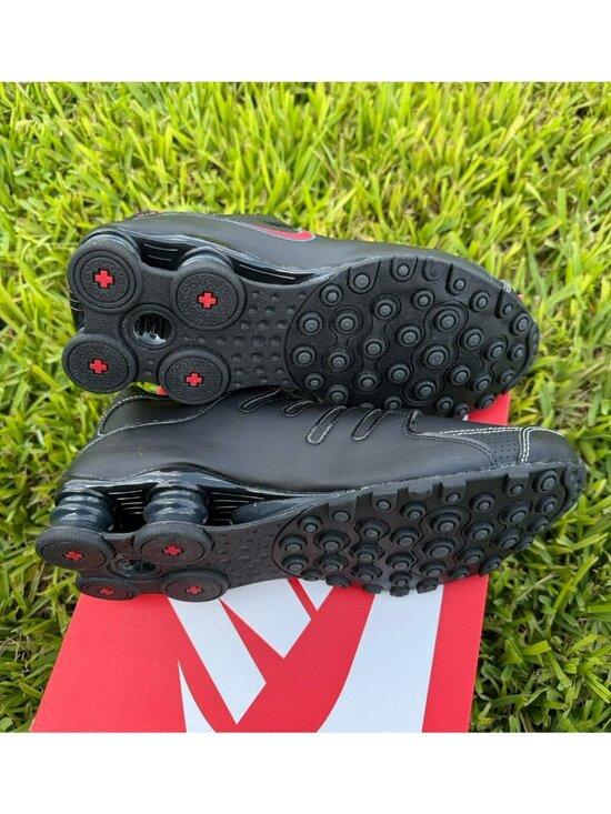 * 8.5 men’s Nike SHOX NZ black red / 378341-017 sneakers main image 6